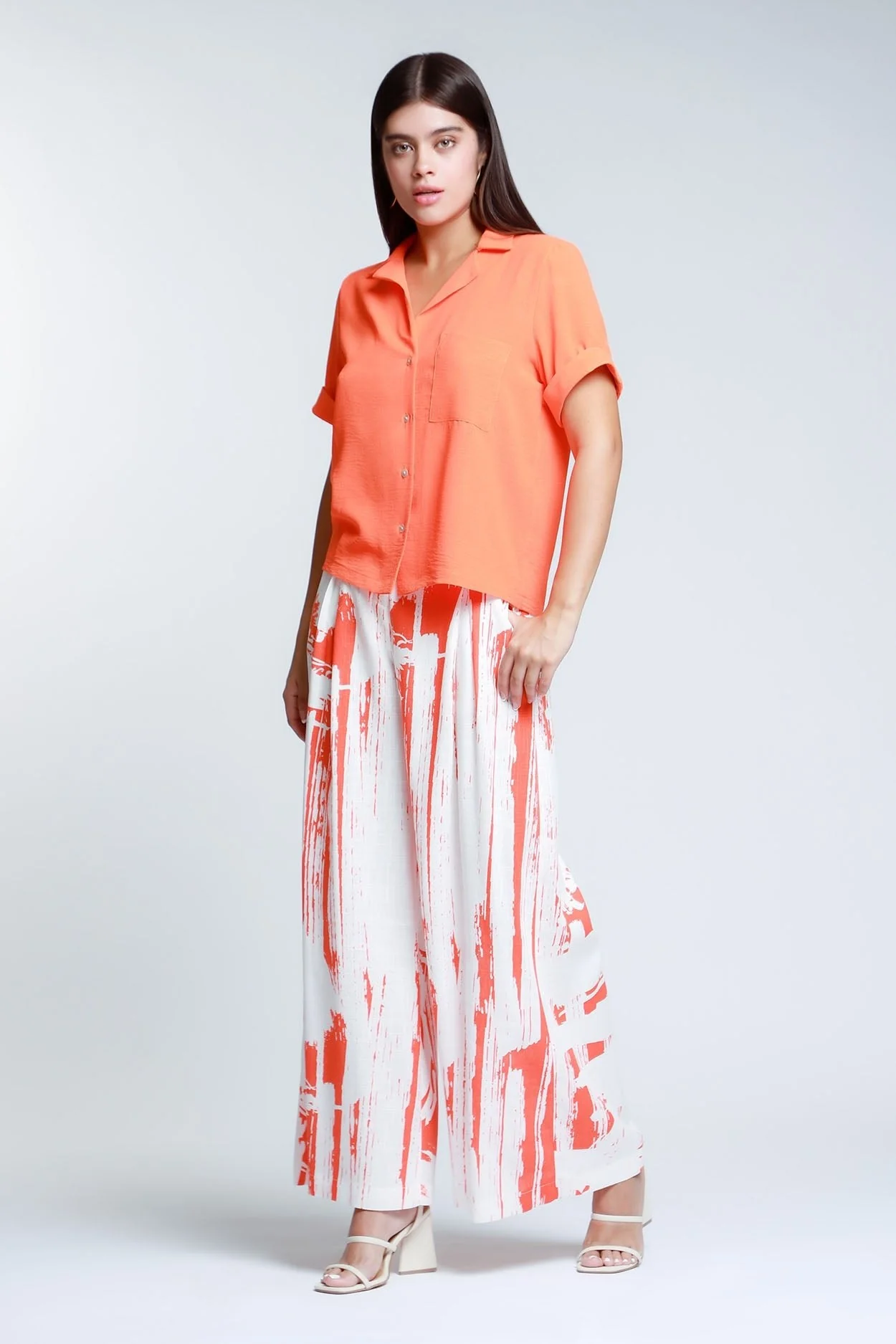 Blusa Camisera Estilo Resort AQ1164 - Imagen 2