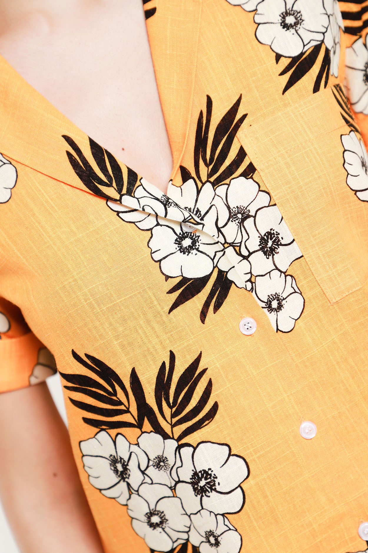 Blusa Lino Resort Flores AQ1281 - Imagen 3